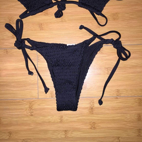 Bikini Set - Picture 4 of 7